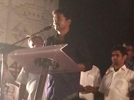என்னோட வெறித்தனமான ரசிகர்கள் உடனிருக்கும் வரை... - விஜய்யின் திடீர் தைரியம்