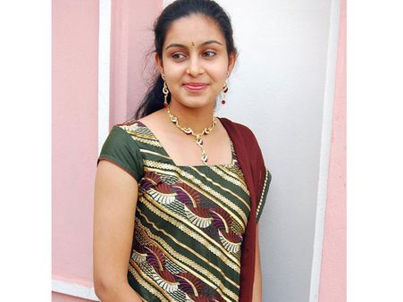 விஷாலுக்கு முறைப் பெண்ணான அபிநயா