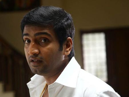 கவுண்டருக்கு இதெல்லாம் தெரியுமா சந்தானம்?