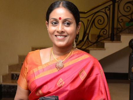 கோலிவுட் ஹீரோக்களுக்கு 'அம்மா' என்றால் யார் தெரியுமா?