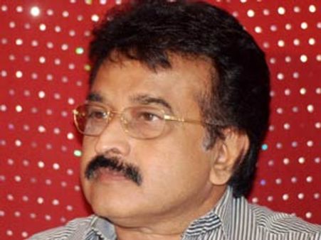 இந்த நம்பிக்கை இல்லா தீர்மானம் செல்லாது செல்லாது...- கேயார் அணி அறிவிப்பு