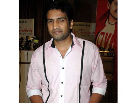 கமலுடன் இணைந்து ஒரு காமெடி படம் பண்ணனும்... - சந்தானத்தின் ஆசை