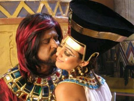 லிங்கா படத்தில் ரஜினியுடன் மீண்டும் ‘பல்லேலக்கா...’ ஆடப் போகிறாராம் நயன்தாரா