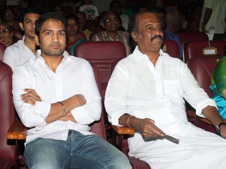 'ரஜினி சார்... இதோ என் கால்ஷீட்.. லிங்காவில் நடிக்க நான் குடுத்து வச்சிருக்கணும்!' - சந்தானம்