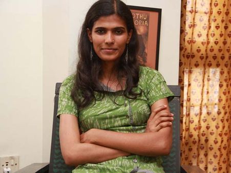 பூவரசம் பீப்பீயோடு வரும் புதிய பெண் இயக்குநர் ஹலிதா ஷமிம்!