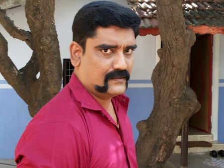 வெளில தலைகாட்ட முடியல... திட்டுகிறார்கள்!- இது ஒரு டிவி நடிகரின் கவலை