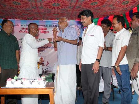 உலகத் தமிழர்களை ஒன்றிணைக்கும் ஆதாரம் இளையராஜா இசை!- எஸ் ராமகிருஷ்ணன்