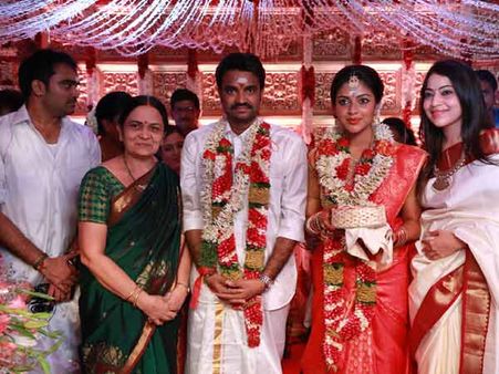 விஜய், அமலா பால் திருமணத்தில் விக்ரம், பாலா, ஜெயம் ராஜா, சரண்யா