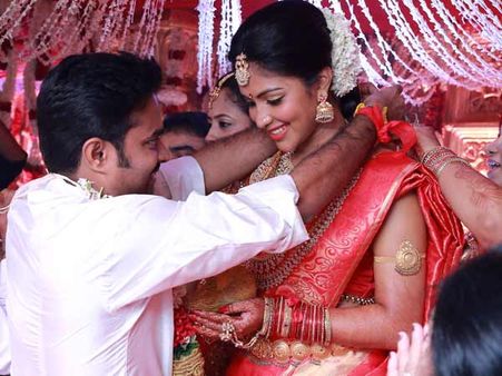 இயக்குநர் விஜய் - அமலா பால் திருமணம் நடந்தது!