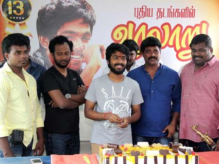 பிறந்த நாளில் ரசிகர் மன்றம் தொடங்கினார் ஜிவி பிரகாஷ்.. கமல், சூர்யா வழியில் பயணிக்க உறுதி!