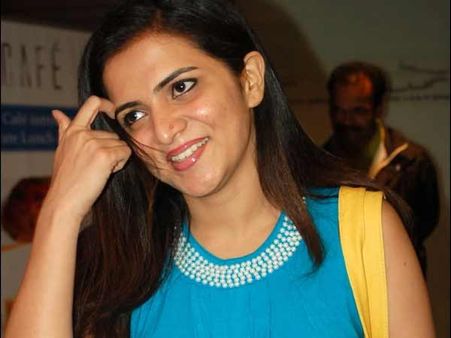 விஜய் டிவி தொகுப்பாளினி டிடி வாயாடியானது இப்படித்தானாம்...