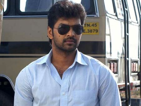 இஸ்லாத்தை பின்பற்றுகிறேன் ஆனால் மதம் மாறவில்லை: ஜெய்