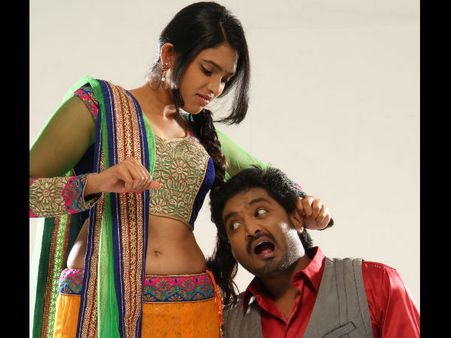 ‘பப்பாளி’ அம்மா சரண்யாவுக்கு ‘மாமியார்’ புரமோஷன்...!