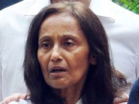 நடிகை ஜியா தற்கொலை வழக்கு: அமிதாப், ஷாருக், சல்மான் மீது குறை கூறும் அம்மா ராபியா