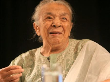 102 வயது தேவதை- பழம்பெரும் நடிகை ஸோஹ்ரா ஷேகல் மரணம்