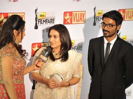 பிலிம்பேர் விருது விழா: மனைவியுடன் வந்து வதந்தி பரப்பியவர்களின் வாயை அடைத்த தனுஷ்