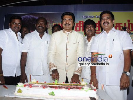 தொண்டர்கள் தரும் உற்சாகம்தான் இளமையின் ரகசியம்: சரத்குமார்