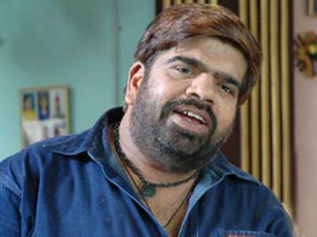 இரண்டு ஹீரோயின்களும்….108 பாடல்களும் …. அசத்தல் டி.ராஜேந்தர்