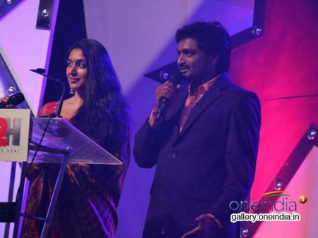 பாரதிராஜா யாரு, பாக்யராஜ் யாரு.. இந்த நடிகைக்கு சுத்தமாக அடையாளமே தெரியலையே!