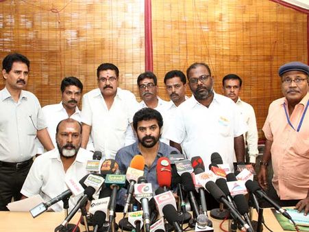 தரமணியில் படப்பிடிப்பு அரங்குகள்: ஃபெஃப்சி!, திரைப்பட தயாரிப்பாளர் சங்கம் முதல்வருக்கு நன்றி