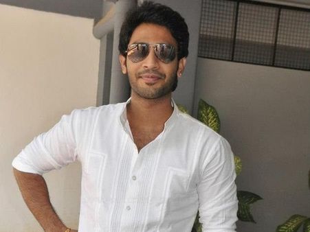 அஜீத்திடம் வாலை ஆட்டிய சுதான்ஷுவுடன் மோதும் கௌதம் கார்த்திக்