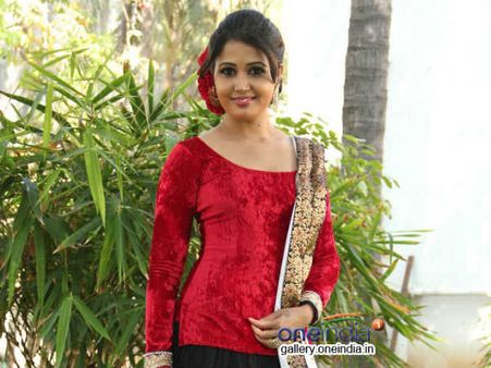 பாலிவுட்டில் நடிக்கும் சாண்ட்ரா