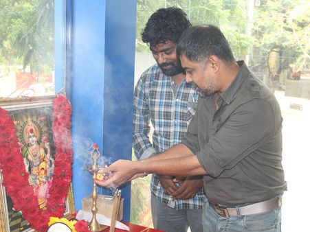 நந்தா பெரியசாமி இயக்கும் ஜிகினா.. லிங்குசாமி தொடங்கி வைத்தார்