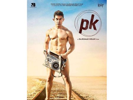 பிகே படத்தில் நிர்வாணமாக நடிக்கும் அமீர்கான்