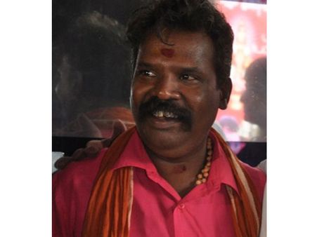 நகைச்சுவை நடிகர் சுருளி மனோகர் புற்றுநோயால் மரணம்