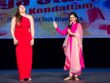 அமெரிக்காவில் அசத்திய மச்சான் நடிகை! குத்தாட்டம் போட்ட டிடி