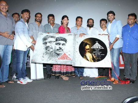 நான் பாட யேசுதாஸ்தான் காரணம்: கமல்