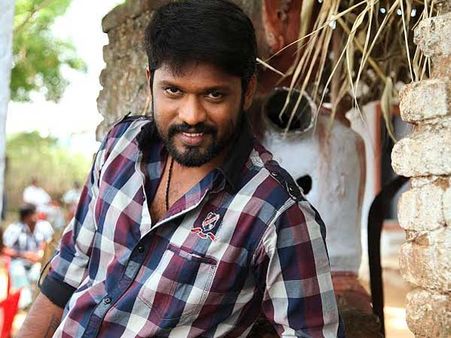 விஷால், சித்தார்த்திடம் பாராட்டுப் பெற்ற சௌந்தரராஜா!