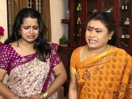 சின்னத்திரையில் கோலோச்சும் வில்லிகள்... பாதிப்பிற்கு ஆளாகும் இல்லத்தரசிகள்?