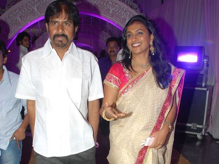 கணவர் செல்வமணியைப் பிரிந்துவிட்டேனா...? - ரோஜா விளக்கம்