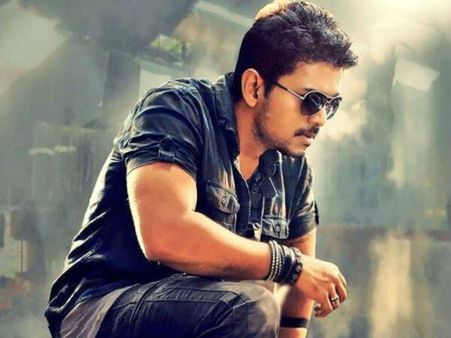 கத்தியின் ‘செல்பி புள்ள’ பாடல் லீக்: முழு படத்தையும் வெளியிடுவோம் என மிரட்டல்