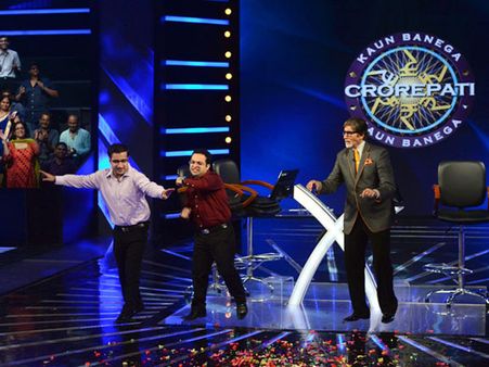 குரோர்பதி கேம் ஷோவில் ரூ.7 கோடி வென்ற டெல்லி சகோதரர்கள்﻿