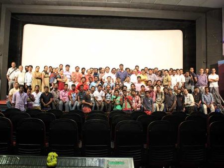 பத்திரிக்கையாளர்களை அசிங்கப்படுத்துவதா?- சினிமா அமைப்புகளுக்கு கடும் கண்டனம்