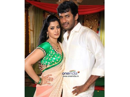 நாடக நிறுவனம் தொடங்கினார் விஷால்.. வரலட்சுமிக்கு முக்கியப் பங்கு!