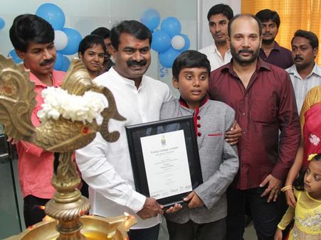 இசையையும், கலையையும் பிரித்துவிட்டு மொழி தனித்து இயங்க முடியாது! - சீமான்