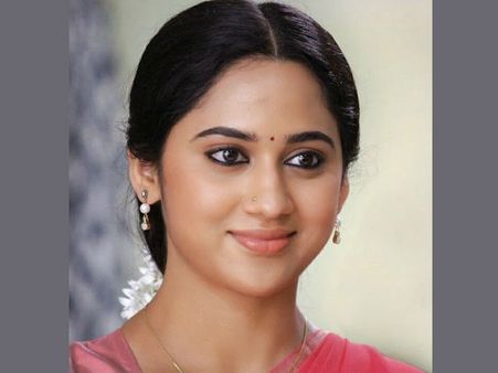 முதல்ல படிப்பு, அப்புறம் நடிப்பு, அதுக்கப்புறம்தான்....இது ‘அமரகாவியம்’ மியாவின் பிளான்!