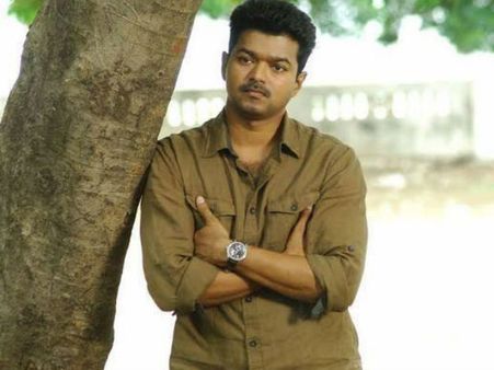 'வெற்றி... வெற்றி... கத்தி வெற்றி...'மீடியாவைச் சந்திக்கும் விஜய்!