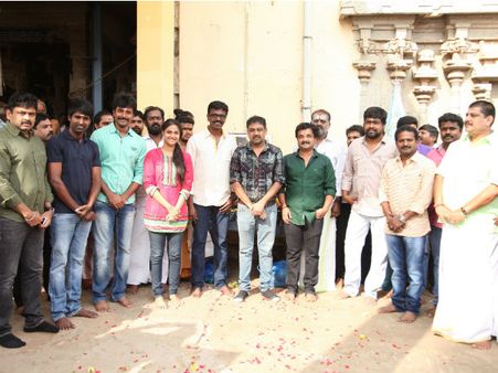 காரைக்குடியில் நடந்த ரஜினி முருகன் பூஜை!