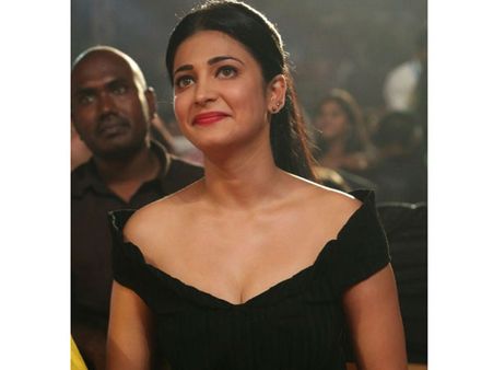 மற்றவர்களுக்காக என்னை மாற்றிக் கொள்ள முடியாது - ஸ்ருதி ஹாஸன்