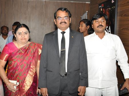 'நதிகள் நனைவதில்லை' படம் பார்த்த விஞ்ஞானி மயில்சாமி அண்ணாதுரை - இயக்குனருக்கு பாராட்டு