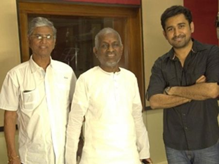 டூரிங் டாக்கீஸ்: இளையராஜா இசையில் பாடிய விஜய் ஆன்டனி!