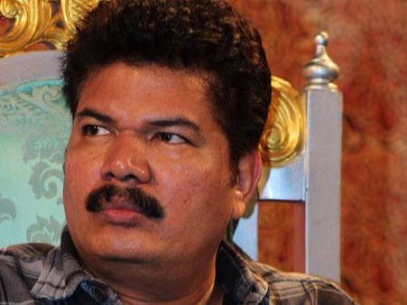 லிங்கா படம் வியாபாரத்தில் எந்திரனை முந்தக் காரணம் ரஜினிதான்!- ஷங்கர்