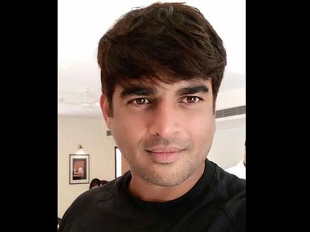 தாடி, மீசையில் இருந்து மீண்டும் 'சாக்லேட் பாய்' ஆன மேடி