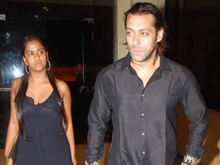 தங்கைக்கு கல்யாண பரிசாக ரூ.16 கோடி வீட்டை பரிசளித்த சல்மான் கான்