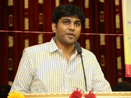 கண்ணதாசன் பாடல்களால் தற்கொலைகளைத் தடுக்க முடியும்! - கபிலன் வைரமுத்து