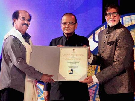 ரஜினிக்கு மிகத் தாமதமாகக் கிடைத்த விருது இது- மனோஜ் பாஜ்பாய்